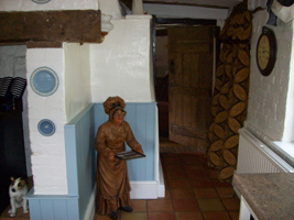 Thatched Cottage Holiday Let / Rental - Stevens Crouch, Battle, East Sussex